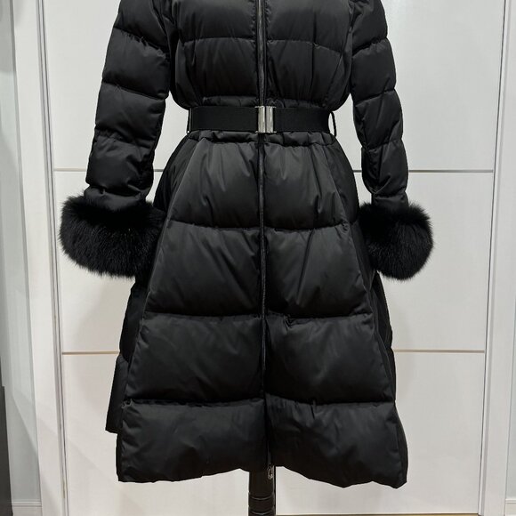VDP - Via delle Perle Women's Down Jacket, Size 50, US L-XL. - Picture 3 of 17